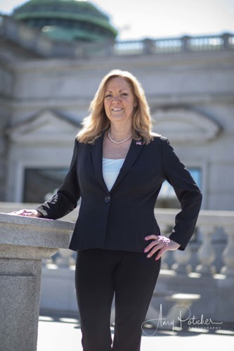 Cindi Ward at the Pennsylvania State Capitol